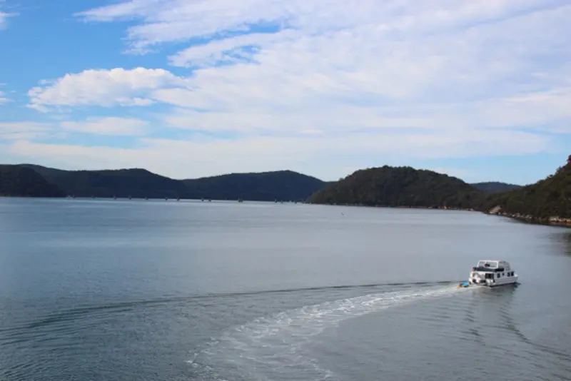 come and relax on the Hawkesbury River